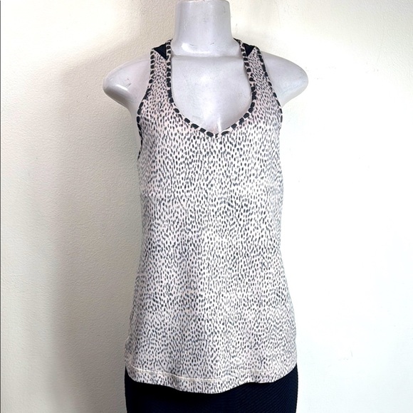(A1) Lululemon Leopard Print Women's Tank Top, Sz 8 - Picture 1 of 11